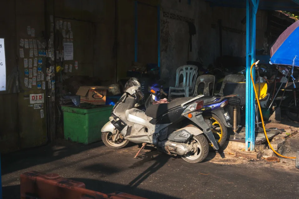 Vệ sinh nội thất xe 7 chỗ